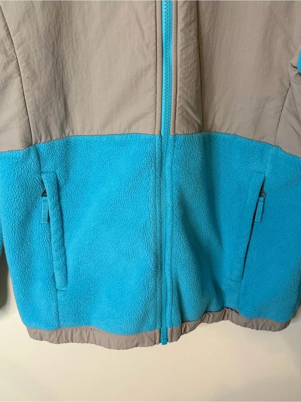 The North Face Girls XL 18 Fleece Jacket Blue Gray Full Zip Lightweight Coat